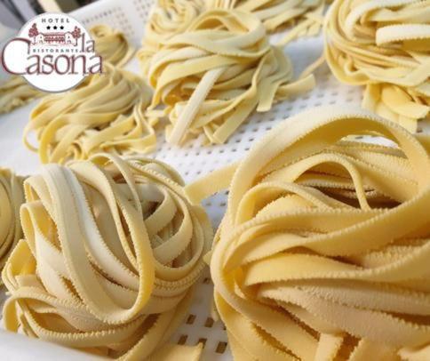 פלטרה Hotel Ristorante La Casona מראה חיצוני תמונה