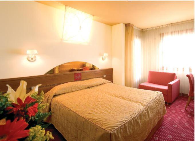 פלטרה Hotel Ristorante La Casona מראה חיצוני תמונה
